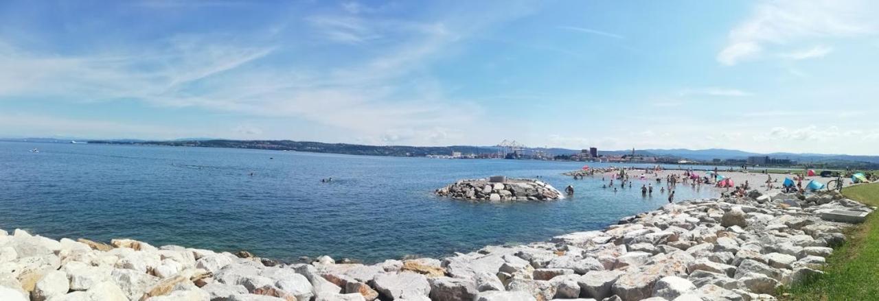 Peaceful View Apartment Koper Bagian luar foto