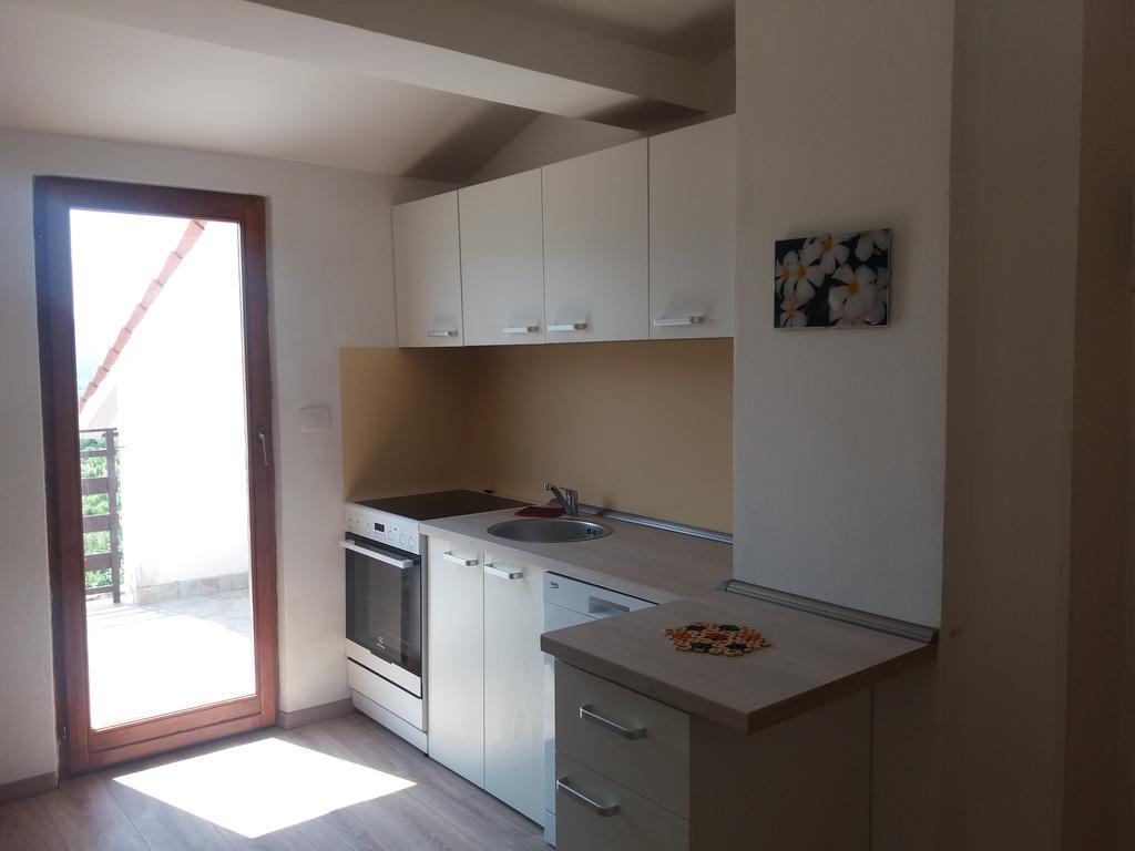 Peaceful View Apartment Koper Bagian luar foto
